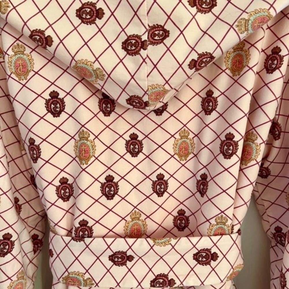 π Juicy Couture Spa Robe π - Picture 9 of 15